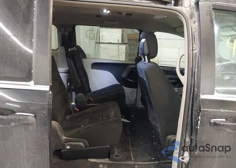 2015 Chrysler Town & Country Touring from USA, damaged, VIN 2C4RC1BG1FR707606